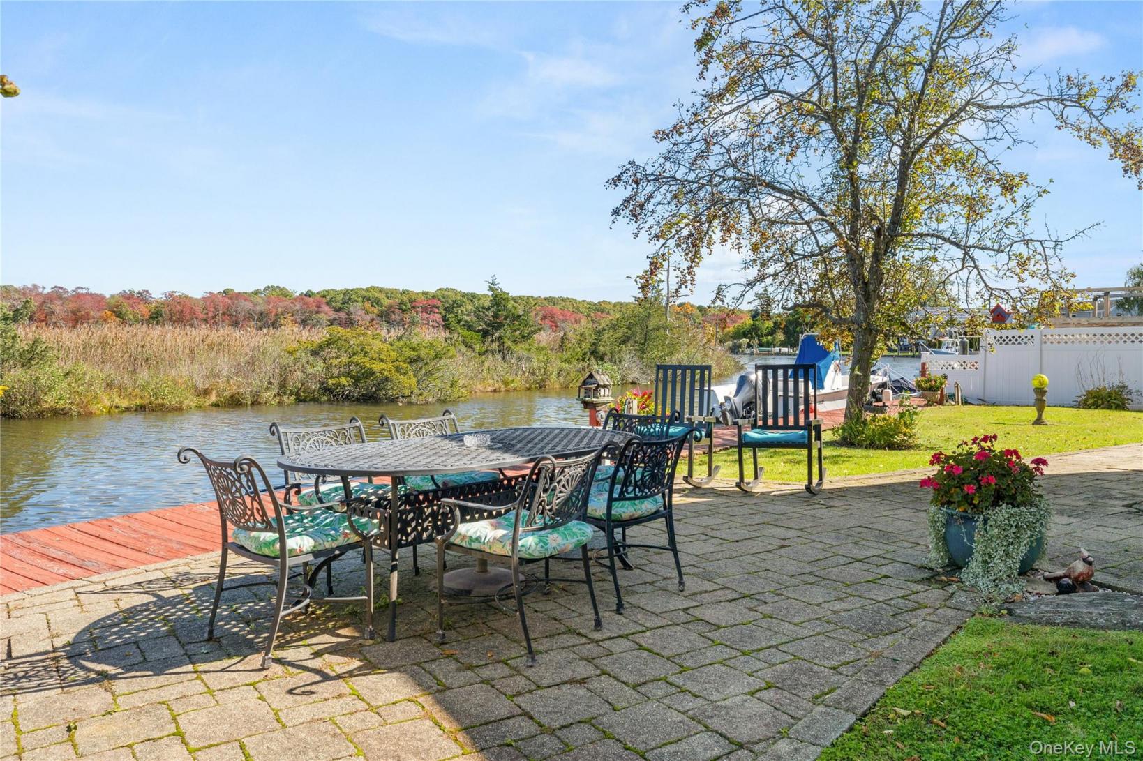 #9 photo, 70 Featherbed Lane, Oakdale , NY 11769