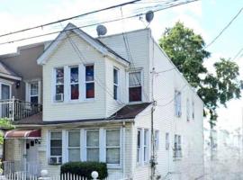 86-12 123rd Street 房源照片 1