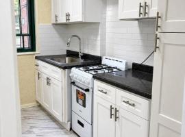 1563 Metropolitan Avenue #ME 房源照片 1
