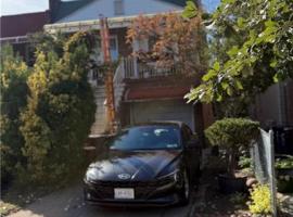 1140 East 53rd Street 房源照片 1