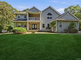 23 Moss Creek Lane 东长岛 East Patchogue, NY