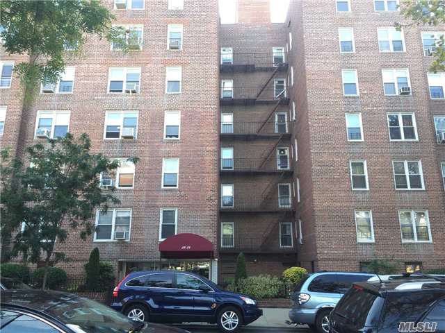 #1 photo, 33-24 93rd Street, كوينز Jackson Heights , NY 11372