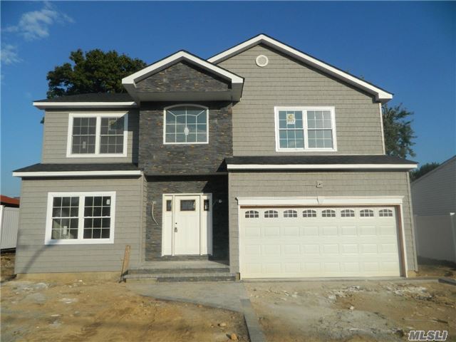 #1 photo, 51 Spruce Street, ナッソー郡 Hicksville , NY 11801