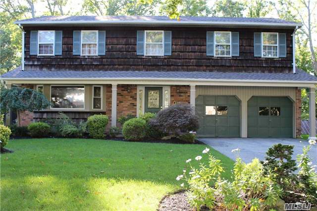 #1 photo, 6 Roseanne Ct, Nesconset , NY 11767