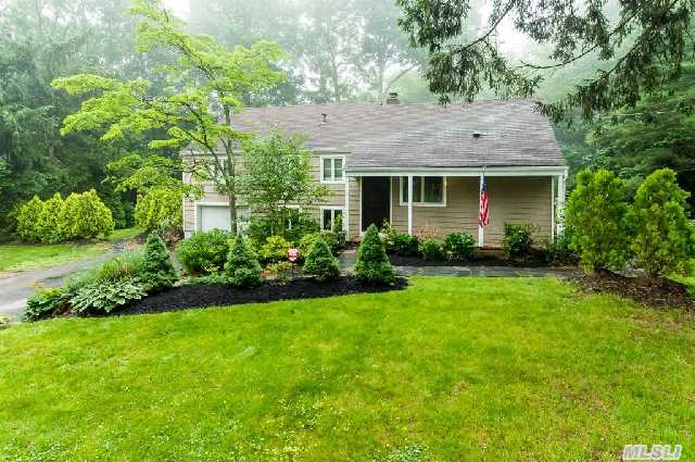 #1 photo, 16 Tappen Drive, Melville , NY 11747