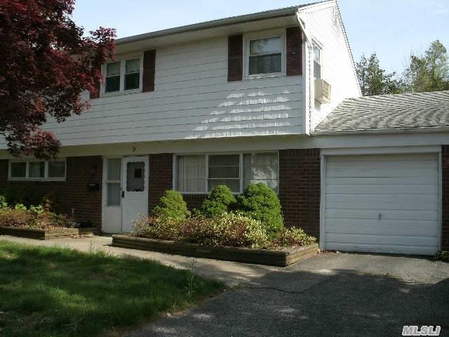 #1 photo, 9 Dovecote Lane, Commack , NY 11725