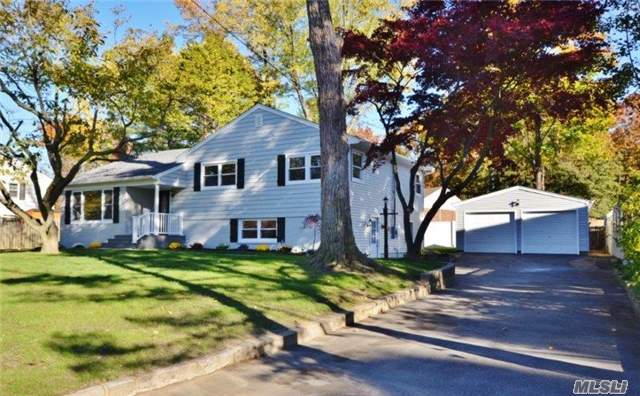 #1 photo, 30 Winoka Drive, サフォーク郡 Huntington Station , NY 11746