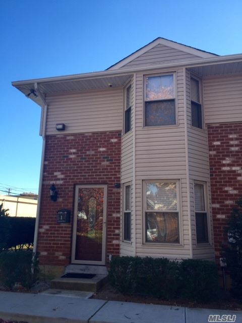 #1 photo, 2410 Farmers Ave, ناسو Bellmore , NY 11710