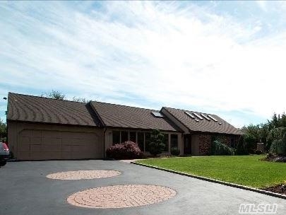 #1 photo, 4 Hillview Court, Commack , NY 11725