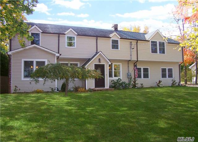 #1 photo, 12 Justamere Lane, N. Babylon , Ny 11703