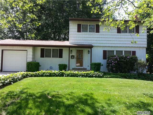 #1 photo, 1017 Commack Road, サフォーク郡 Dix Hills , NY 11746