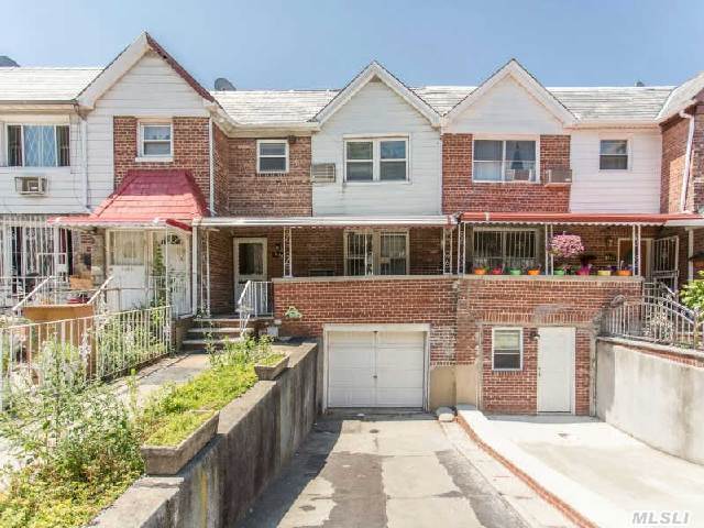 #1 photo, 31-44 69th Street, クイーンズ区 Woodside , NY 11377