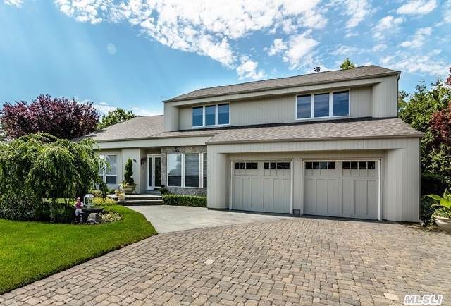 #1 photo, 11 Chardonnay Road, Commack , NY 11725