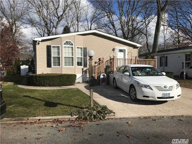 #1 photo, 1661-247 Old Country Road, Riverhead , NY 11901