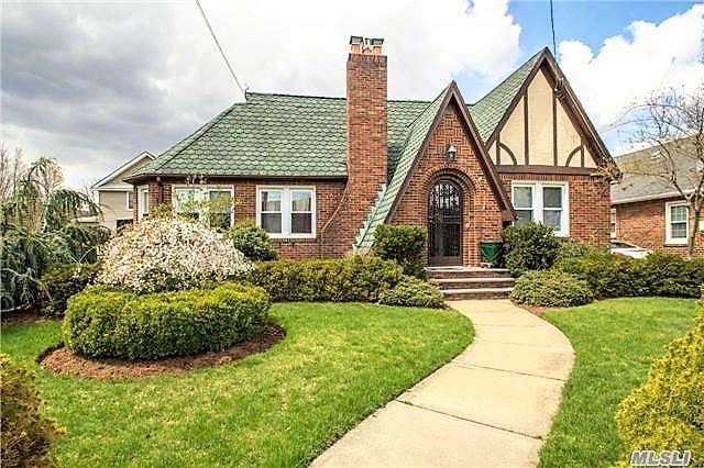 #1 photo, 2404 Rockville Centre Parkway, Oceanside , NY 11572