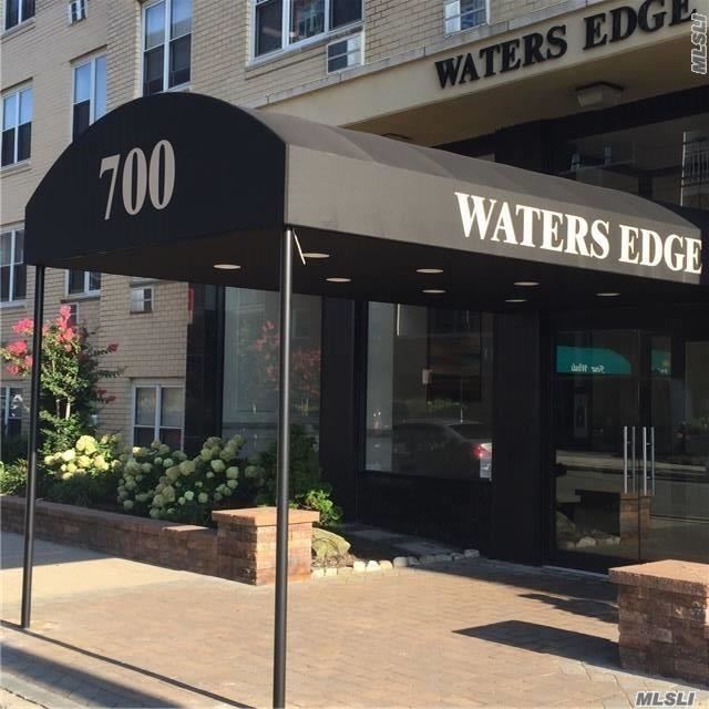 #1 photo, 700 Shore Road, ナッソー郡 Long Beach , NY 11561