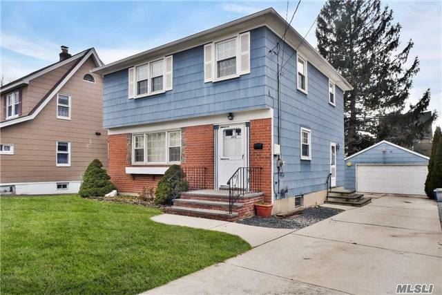 #1 photo, 371 Horton Highway, Mineola , NY 11501