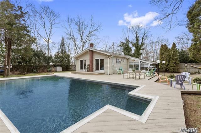 #1 photo, 11 Middle Road, Hampton Bays , NY 11946