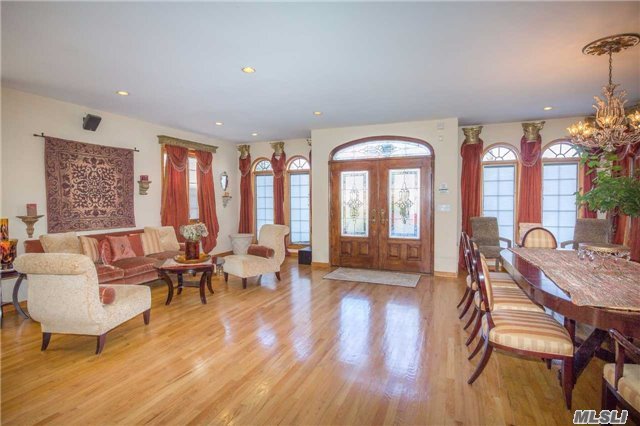 #1 photo, 149-32 3rd Avenue, 皇后区 白石镇 Whitestone , NY 11357