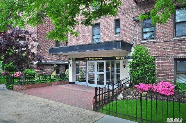 #1 photo, 83-11 139 St, Briarwood , NY 11435
