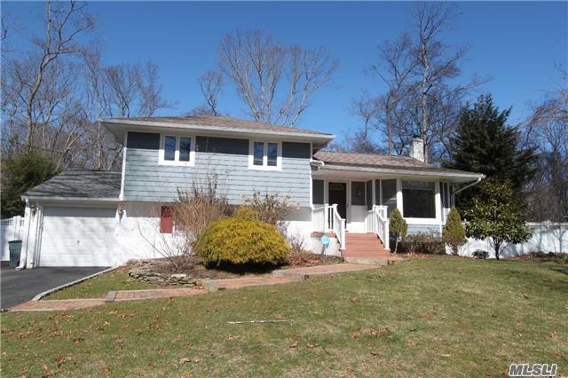 #1 photo, 14 Berrywood Dr, Huntington , NY 11743