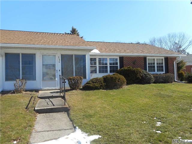 #1 photo, 216 B Woodbridge Drive, سوفولك Ridge , Ny 11961