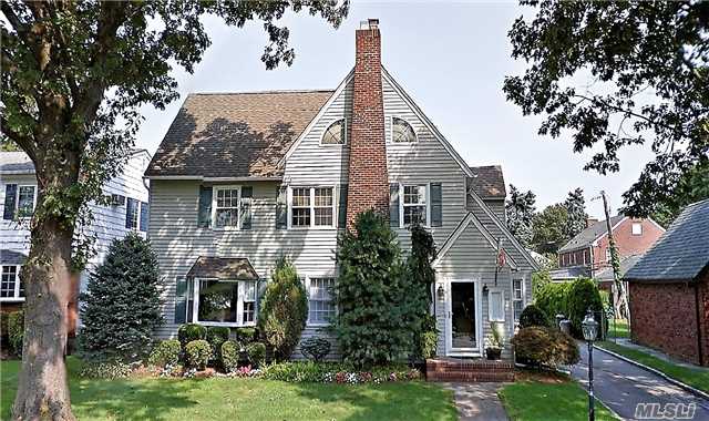 #1 photo, 193 Kilburn Rd, Garden City , NY 11530