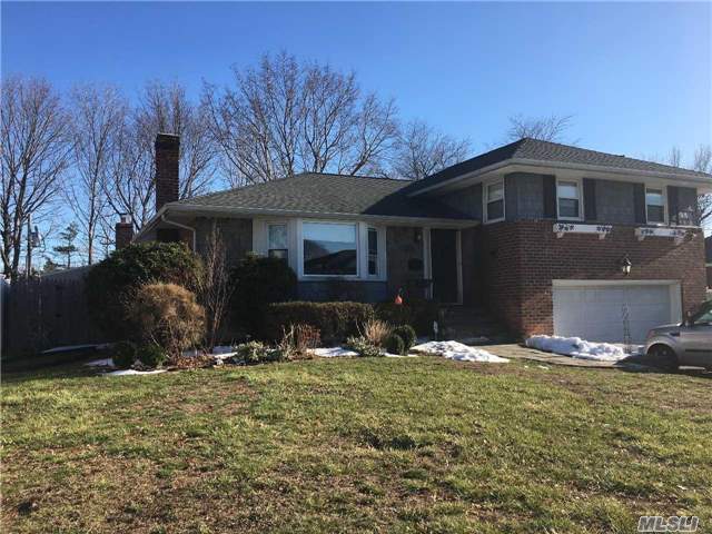 #1 photo, 282 Parkway Drive, מחוז נסאו Westbury , Ny 11590