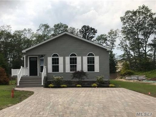 #1 photo, 1661-564 Old Country Road, Riverhead , NY 11901