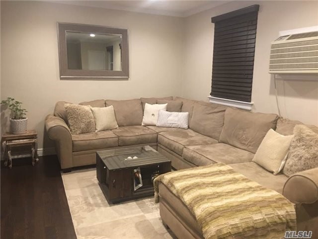 #1 photo, 263-47 73 Avenue, Glen Oaks , NY 11004