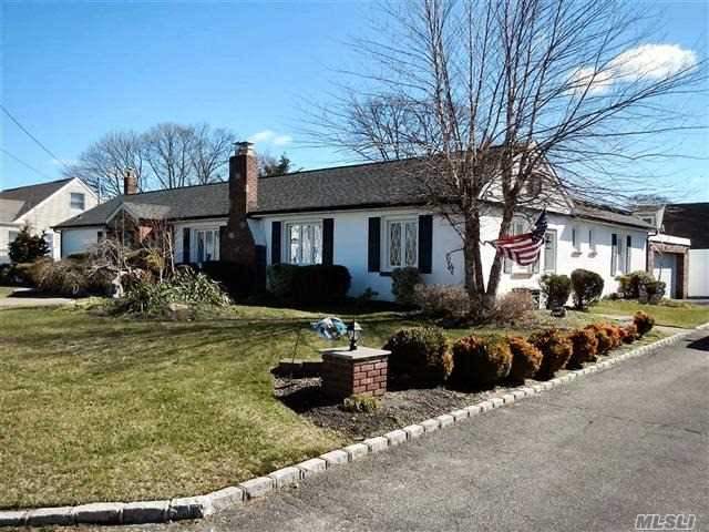#1 photo, 555 Milligan Lane, West Islip , NY 11795