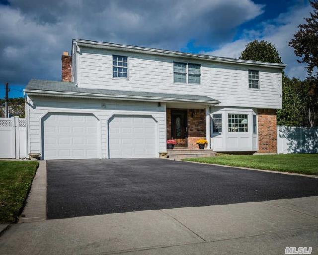 #1 photo, 53 Copperbeech Road, Saint James , NY 11780