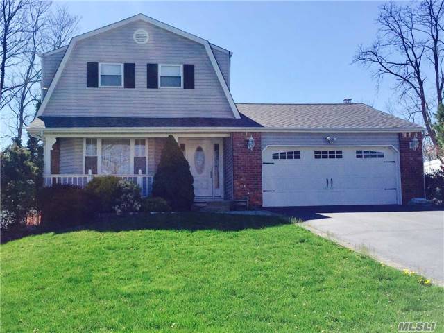 #1 photo, 6 Geoffrey Lane, Kings Park , NY 11754