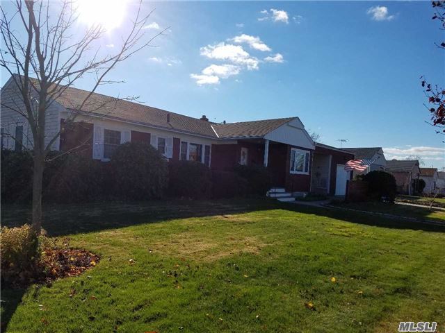 #1 photo, 38 Midlawn Drive, Massapequa , Ny 11758