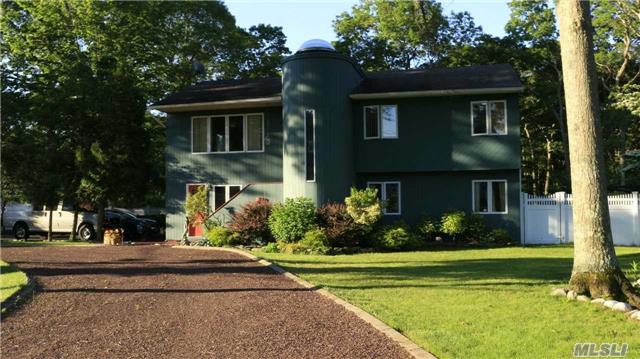 #1 photo, 445 Boxwood Drive, سوفولك Yaphank , NY 11967