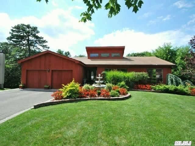 #1 photo, 6 Royal Ct, サフォーク郡 Nesconset , NY 11767