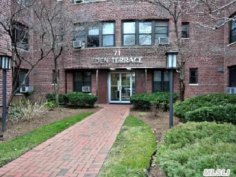 #1 photo, 71 Grace Avenue, ナッソー郡 Great Neck , NY 11021