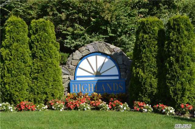 #1 photo, 86 Leeward Court, Port Jefferson , NY 11777