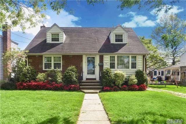 #1 photo, 188 Cypress Street, 롱 아일랜드 Floral Park , NY 11001