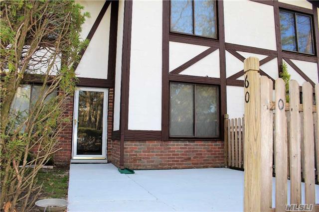 #1 photo, 60 Skyline Drive, সাফোক কাউন্টি Coram , NY 11727