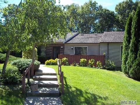 #1 photo, 725 Hilltop Court, Саффолк ‖ Coram , Ny 11727