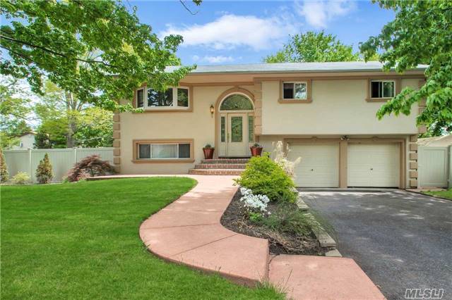 #1 photo, 7 Oneida Avenue, Саффолк ‖ South Setauket , NY 11720