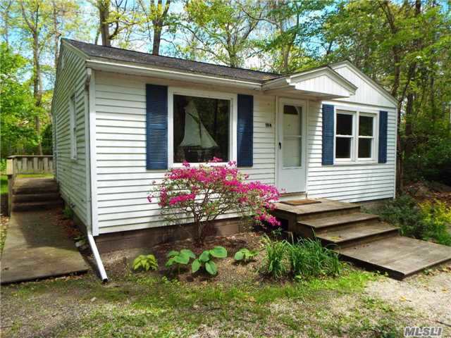 #1 photo, 194 Sylvan Drive, サフォーク郡 Wading River , NY 11792