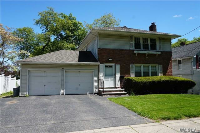 #1 photo, 56 Carley Avenue, サフォーク郡 Huntington , NY 11743