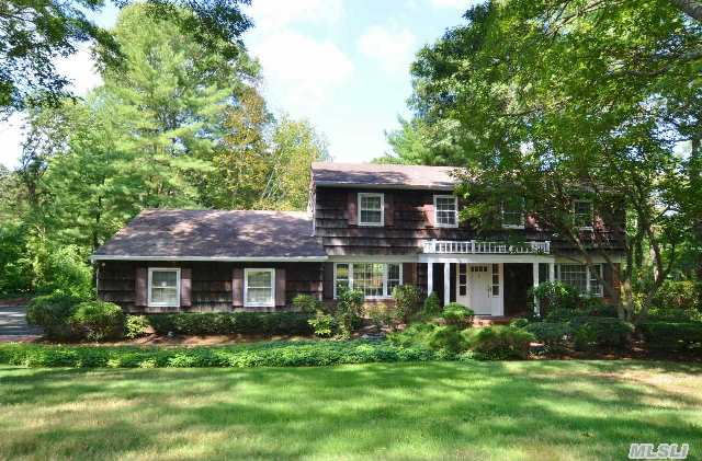 #1 photo, 34 Hemingway Drive, 东长岛 Dix小山 Dix Hills , NY 11746