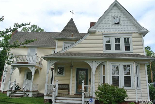 #1 photo, 49 Landing Avenue, سوفولك Smithtown , NY 11787