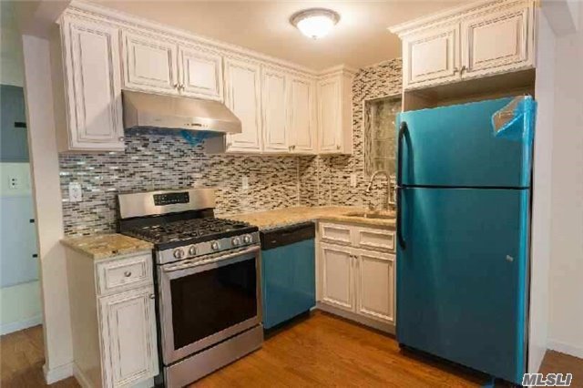 #1 photo, 97-40 64 Avenue, 皇后區 雷哥公園 Rego Park , NY 11374