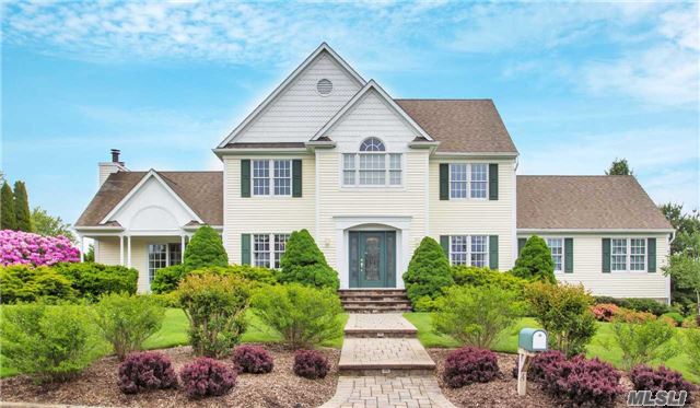 #1 photo, 4 Blossom Road, सफ़ोक काउंटी Mount Sinai , NY 11766