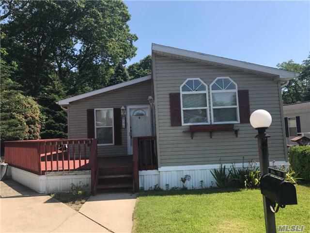 #1 photo, 1661-270 Old Country Road, Riverhead , NY 11901