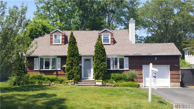 #1 photo, 39 Bushwick Street, Melville , NY 11747